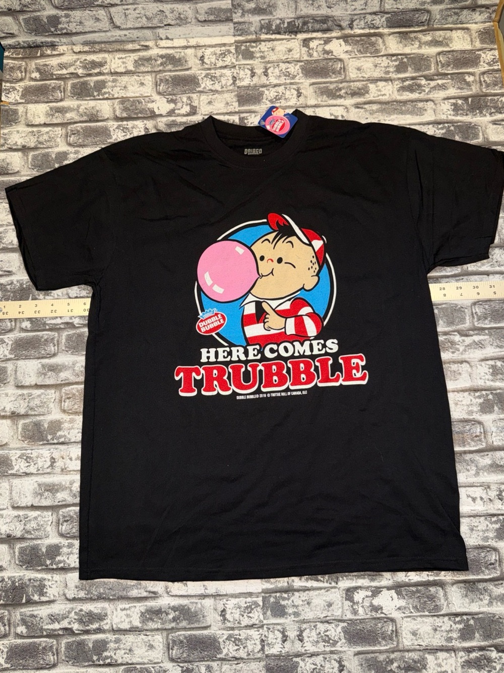 Dubble Bubble Chewing Gum T-Shirt "Here Comes Trubble" Size Large.